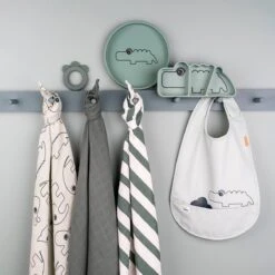 Done By Deer Silicone Stick & Stay Plate - Croco -Baby Products Shop done by deer silicone stick and stay plate croco lupipop 6