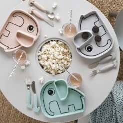 Done By Deer Silicone Stick & Stay Plate – Elphee -Baby Products Shop done by deer silicone stick and stay plate elphee lupipop 4