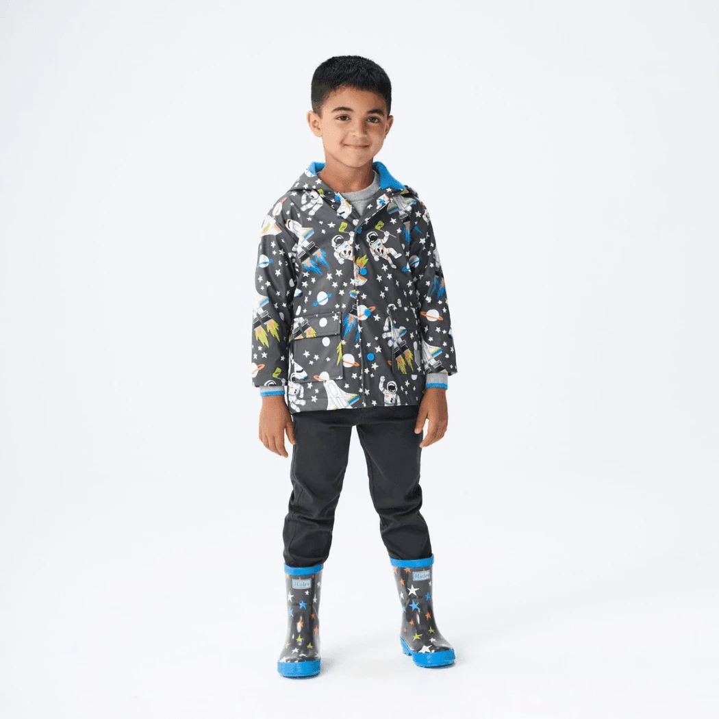 HATLEY Colour Changing Raincoat | Outer Space 6 HATLEY Colour Changing Raincoat | Outer Space - Image 4