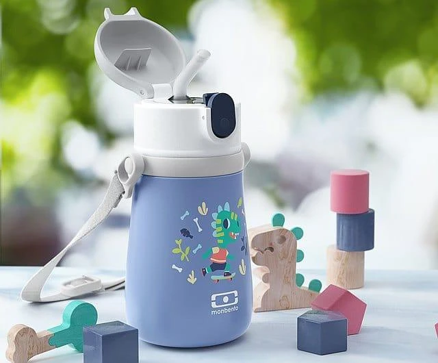 Monbento MB Stram Insulated Kids Bottle- Blue Dino 10 Monbento MB Stram Insulated Kids Bottle- Blue Dino - Image 8